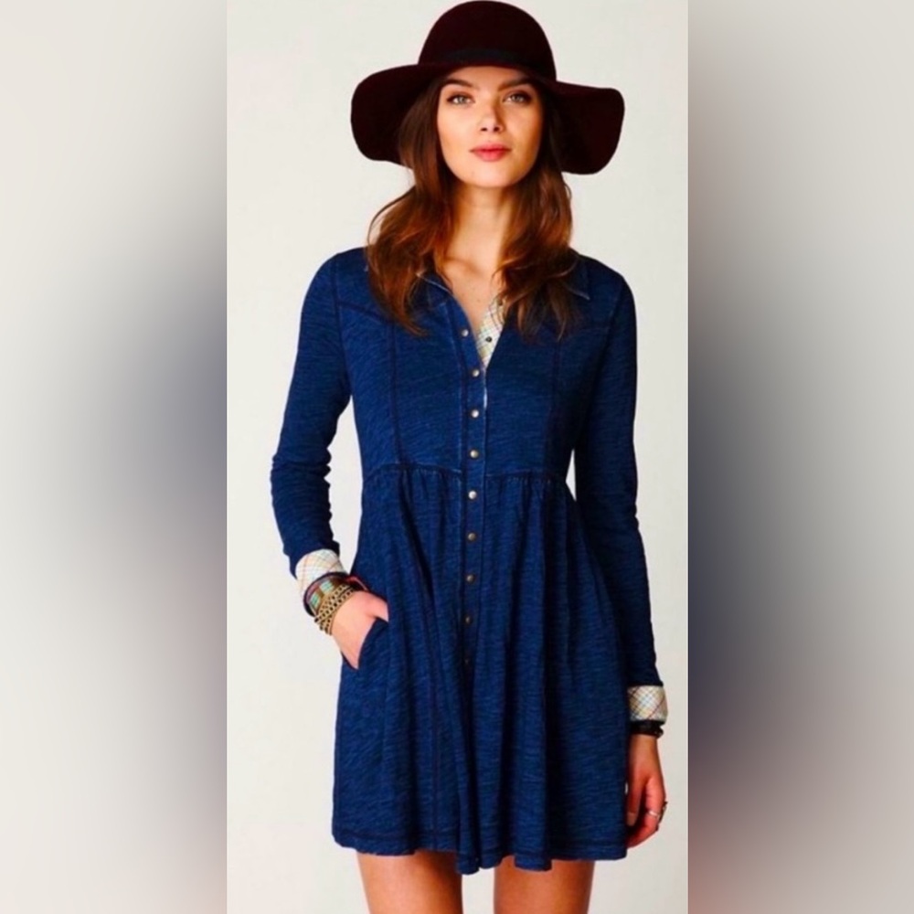 FREE PEOPLE Indigo Knit Babydoll Long Sleeve Shirtdress Snap Front Size Small